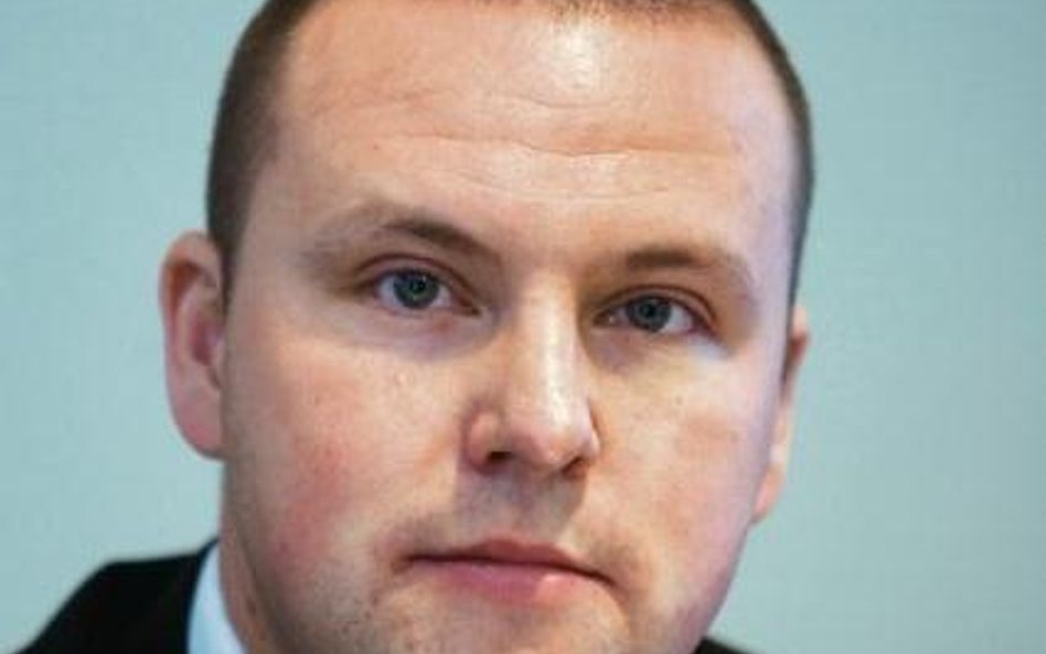 Co planuje Czerwona Torebka