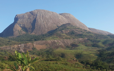 Mamuli – jeden z najwyższych szczytów w Mozambiku. Właśnie w tym rejonie, nazywanym „niebiańskimi wy