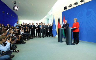 Goszczący w Berlinie Viktor Orbán uchodzi za największego krytyka Angeli Merkel w Europie