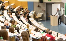 Uniwersytet Warszawski chce być postrzegany jako jako ośrodek nowoczesnej edukacji, badań i odpowied