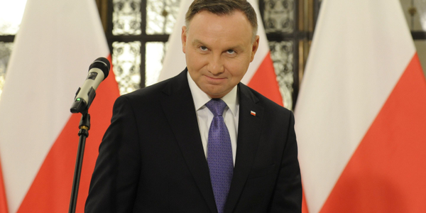 Andrzej Duda przeciwko decyzji Sejmu i Senatu. KRRiT z Maciejem Świrskim na czele działa bez zmian