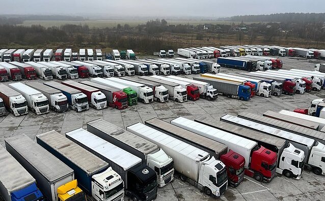 Mińsk trzyma polskich przewoźników za gardło