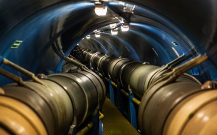 Podczas prac przy budowie tunelu nastąpiło jego nieplanowane przesunięcie, które wymusiło stworzenie