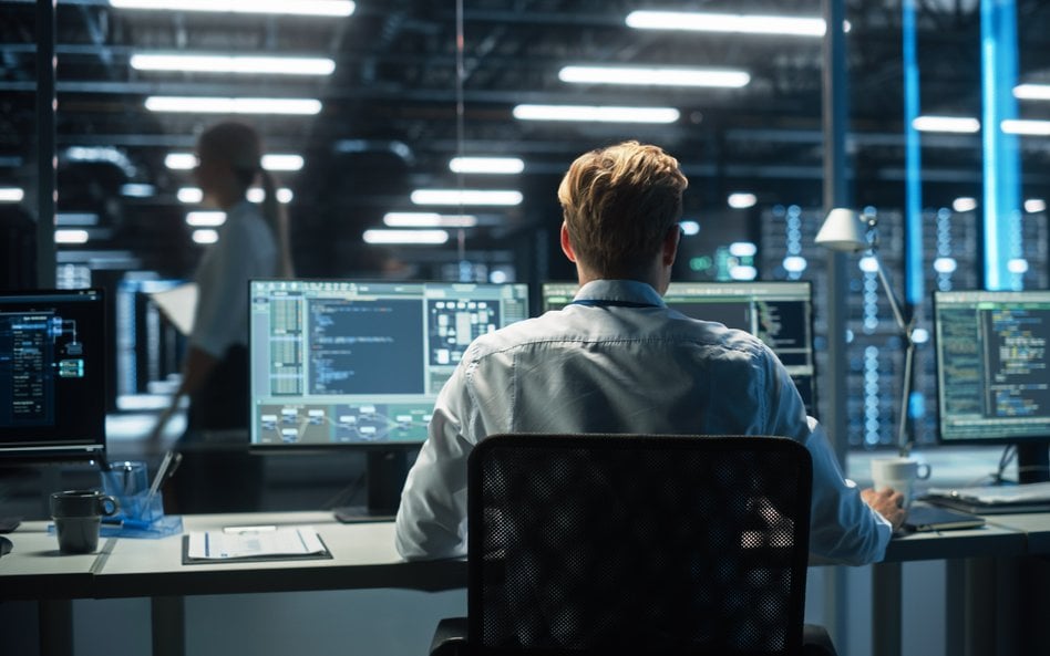 Koniec taryfy ulgowej w PwC. AI ma zastąpić część konsultantów