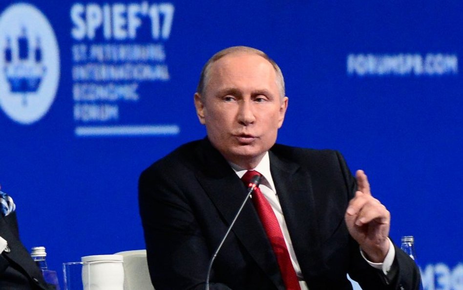 Putin: Nie należy osądzać Trumpa ws. porozumienia klimatycznego