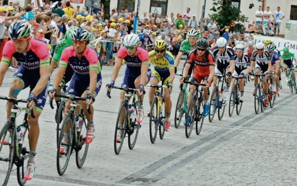 W Krakowie odbywa się start  do ostatniego, najchętniej oglądanego etapuTour de Pologne