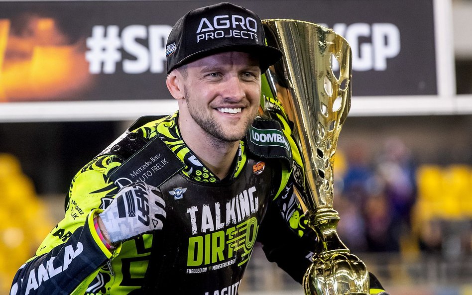 Grand Prix: Artiom Łaguta mistrzem świata na żużlu. Bartosz Zmarzlik ze srebrem