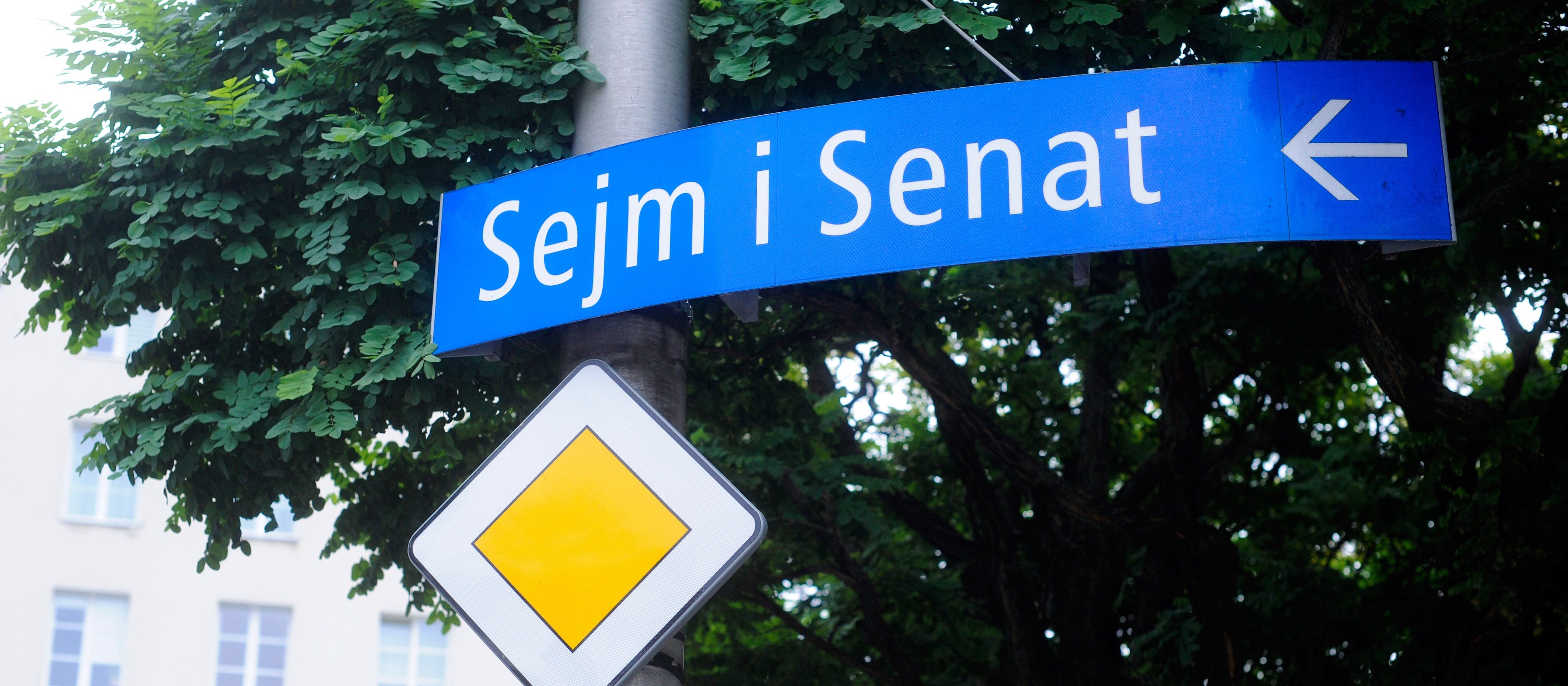 Dwukadencyjność nie jest remedium na problemy samorządności