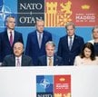 Uroczystość podpisania porozumienia pomiędzy Szwecja, Finlandią a Turcją była dziwnym spektaklem. Ni