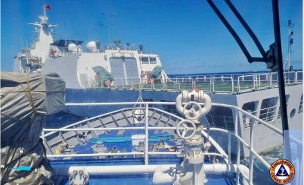 Po incydencie Departament Stanu USA powiedział, że "powtarzające się groźby Chin dotyczące status qu