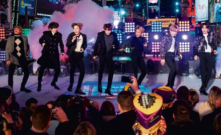 Koreańska supergrupa BTS sprzedała w ubiegłym roku 4,2 mln płyt na całym świecie. W noworoczny wiecz