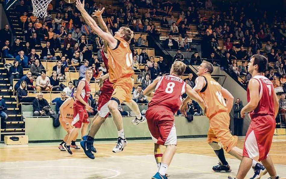 Basket AZS Politechnika Kraków wystartowała w II lidze. W tym sezonie chce awansować na zaplecze eks