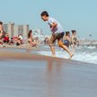 Plaże na całym świecie znikają. Pompujemy w nie nowy piasek