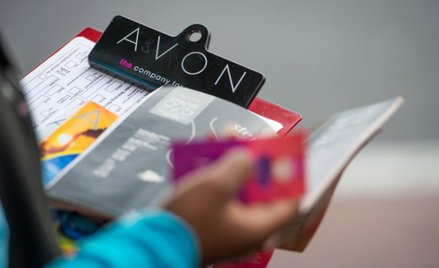 Avon rezygnuje z Francji