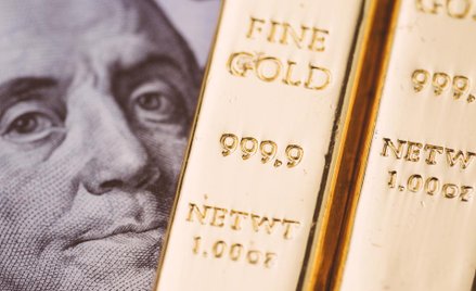 Rosja pozbywa się dolarów na rzecz złota