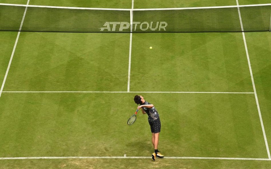 Majchrzak i Kawa w finale eliminacji wimbledońskich