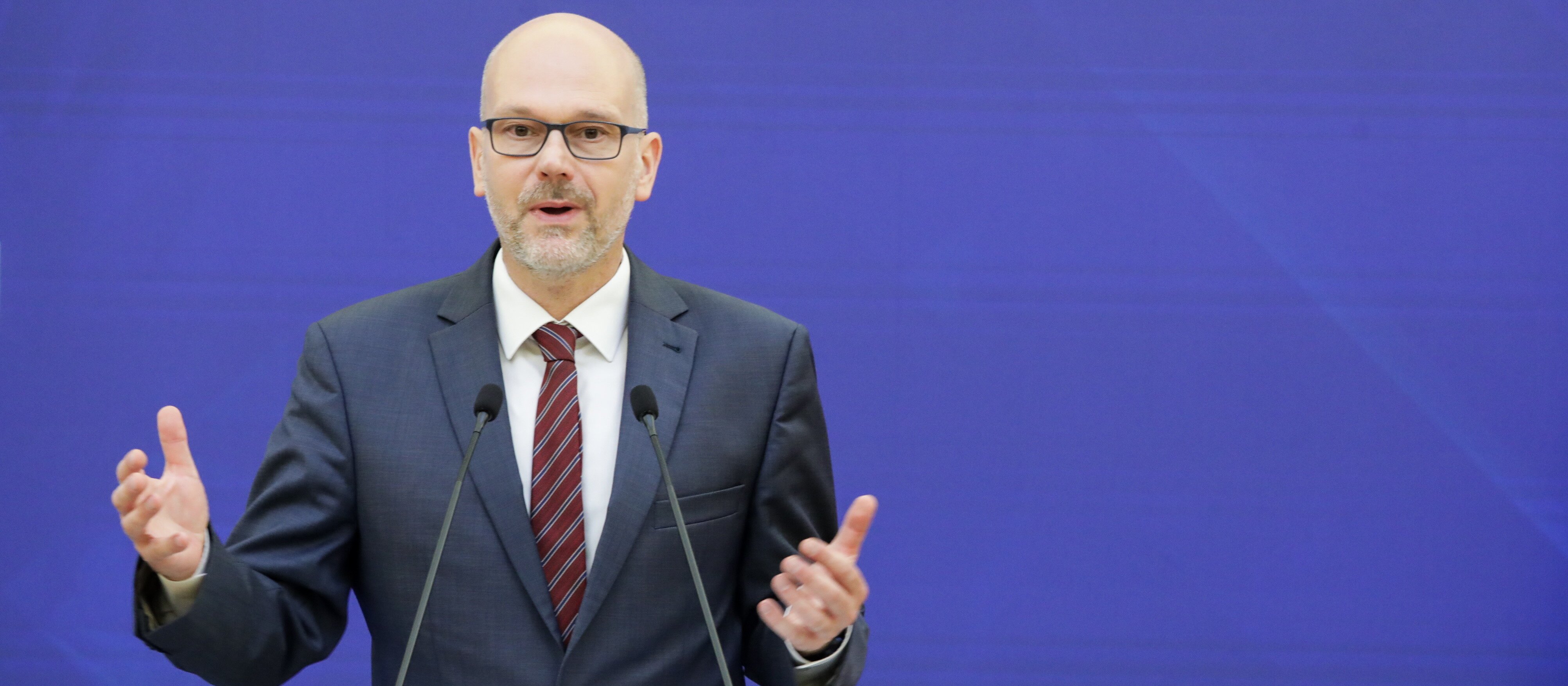 Rusza deregulacja 2.0: Rząd zapowiada systemowe zmiany w podatkach i sądach