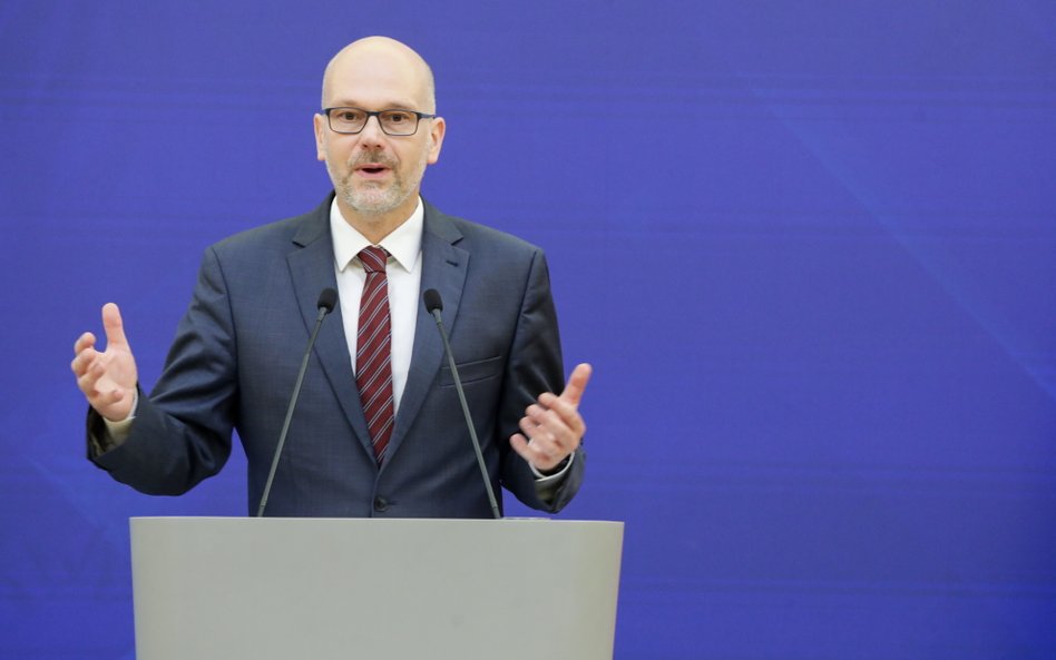 Rusza deregulacja 2.0: Rząd zapowiada systemowe zmiany w podatkach i sądach