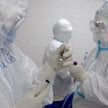 Lekarze i pielęgniarki mają sami płacić za testy na koronawirusa