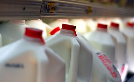 Włochy: Obowiązek podania kraju pochodzenia mleka na etykietach nabiału