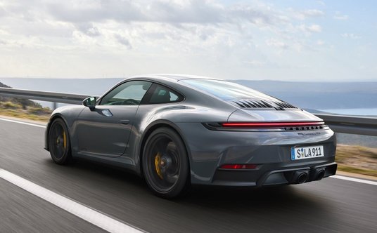 Porsche 911 GTS