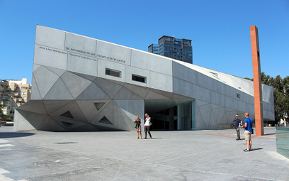 Jeden z budynków muzeum sztuki w Tel Awiwie. To tutaj na co dzień eksponowane są prace m.in. Claude'