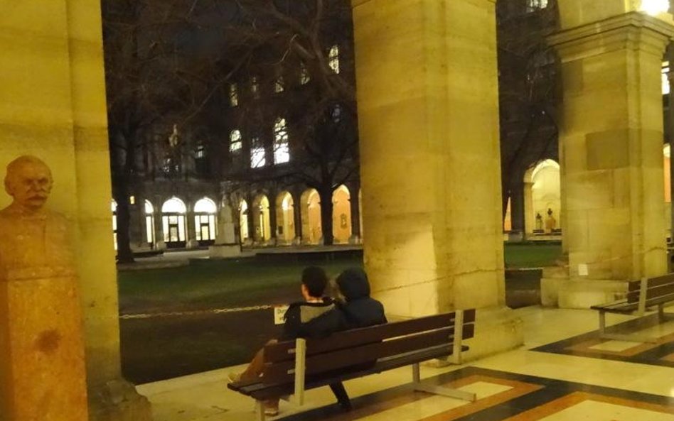 Na arkadowym dziedzińcuUniwersytetu