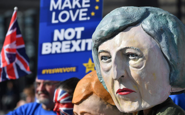 "Odwołać brexit". Brytyjczycy masowo podpisują petycję