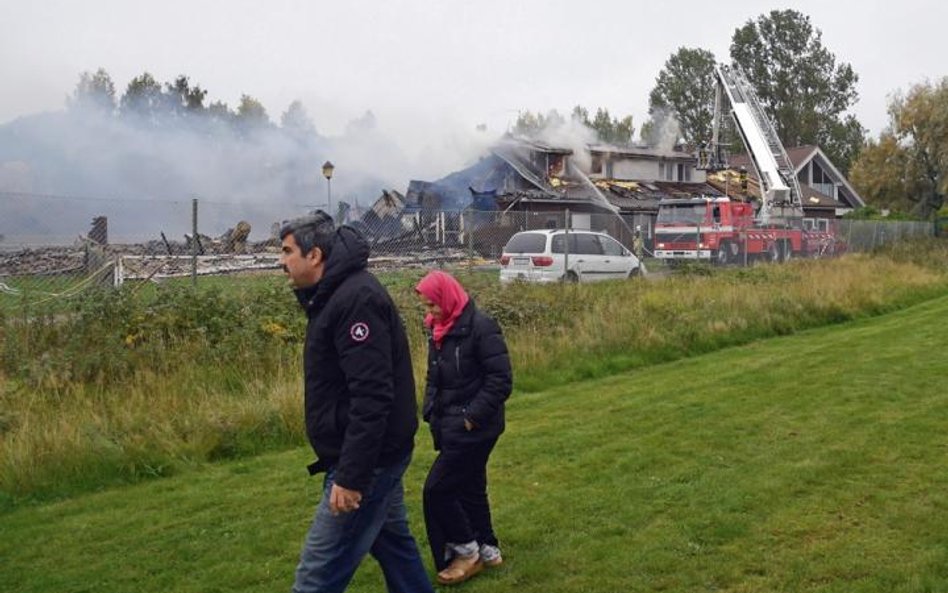 Pożar w meczecie w rejonie Vivalla w Szwecji. Policja podejrzewała podpalenie. Wrzesień, 2017 rok