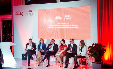 ?Organizatorem debaty „Wpływ innowacji w medycynie na dłuższe, zdrowsze i bardziej aktywne życie pac