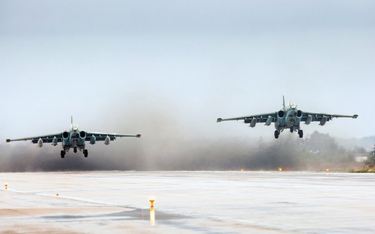 Syria: Rosja wycofuje połowę samolotów