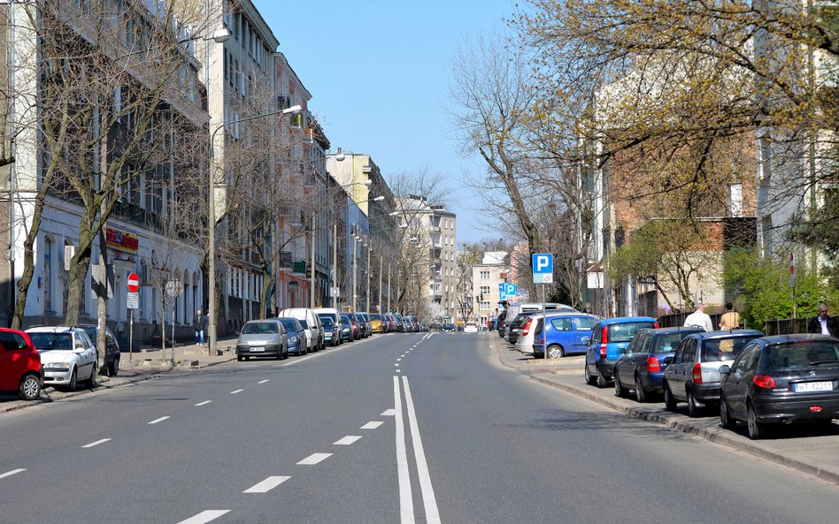 Ulica Płocka przy ulicy Wolskiej, widok w kierunku północnym