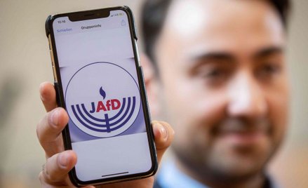 Obecność Żydów ma ucywilizować partię