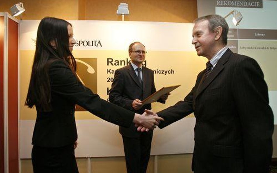 Nagrodę w kategorii prawo spółek i prawo handlowe dla rekomendowanego prawnika otrzymał prof. Stanis