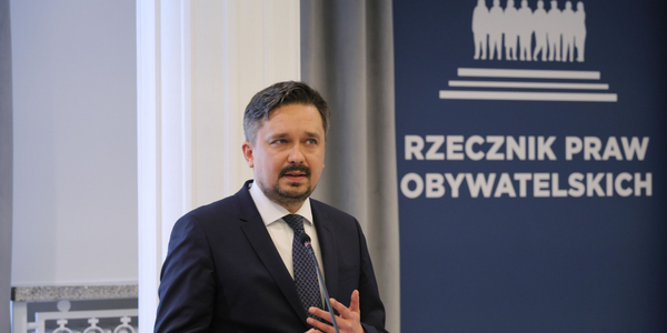 Zawieszenie Przemysława Babiarza. Rzecznik Praw Obywatelskich chce wyjaśnień od TVP