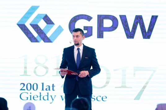 Medialnymi patronami uroczystości były Gazeta Giełdy i Inwestorów „Parkiet” oraz „Rzeczpospolita”. G