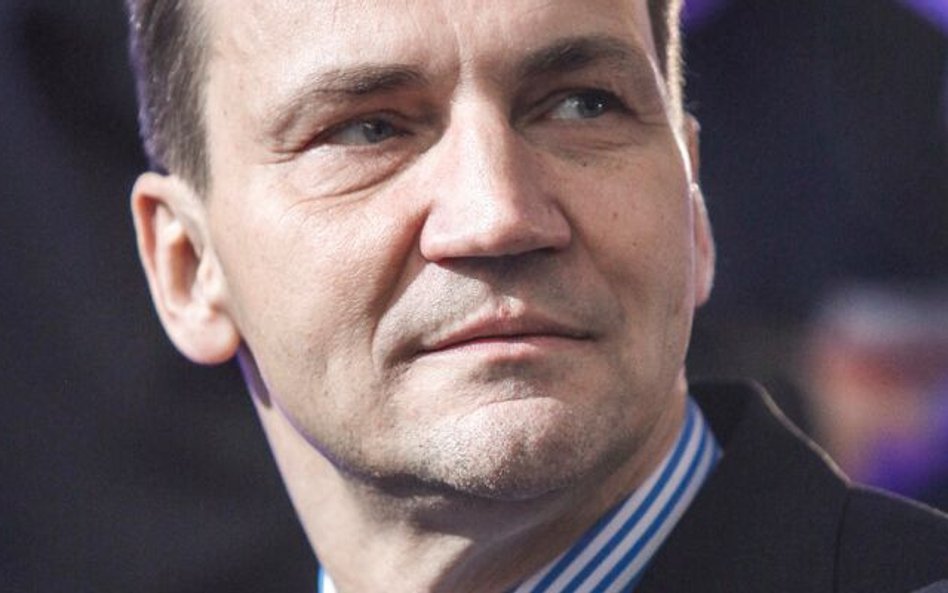 Sikorski: Kto przetestuje Trumpa