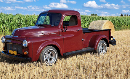 Dodge B-Series to kwintesencja amerykańskiego pick-upa lat 50. Samochód ma liczne smaczki, takie jak