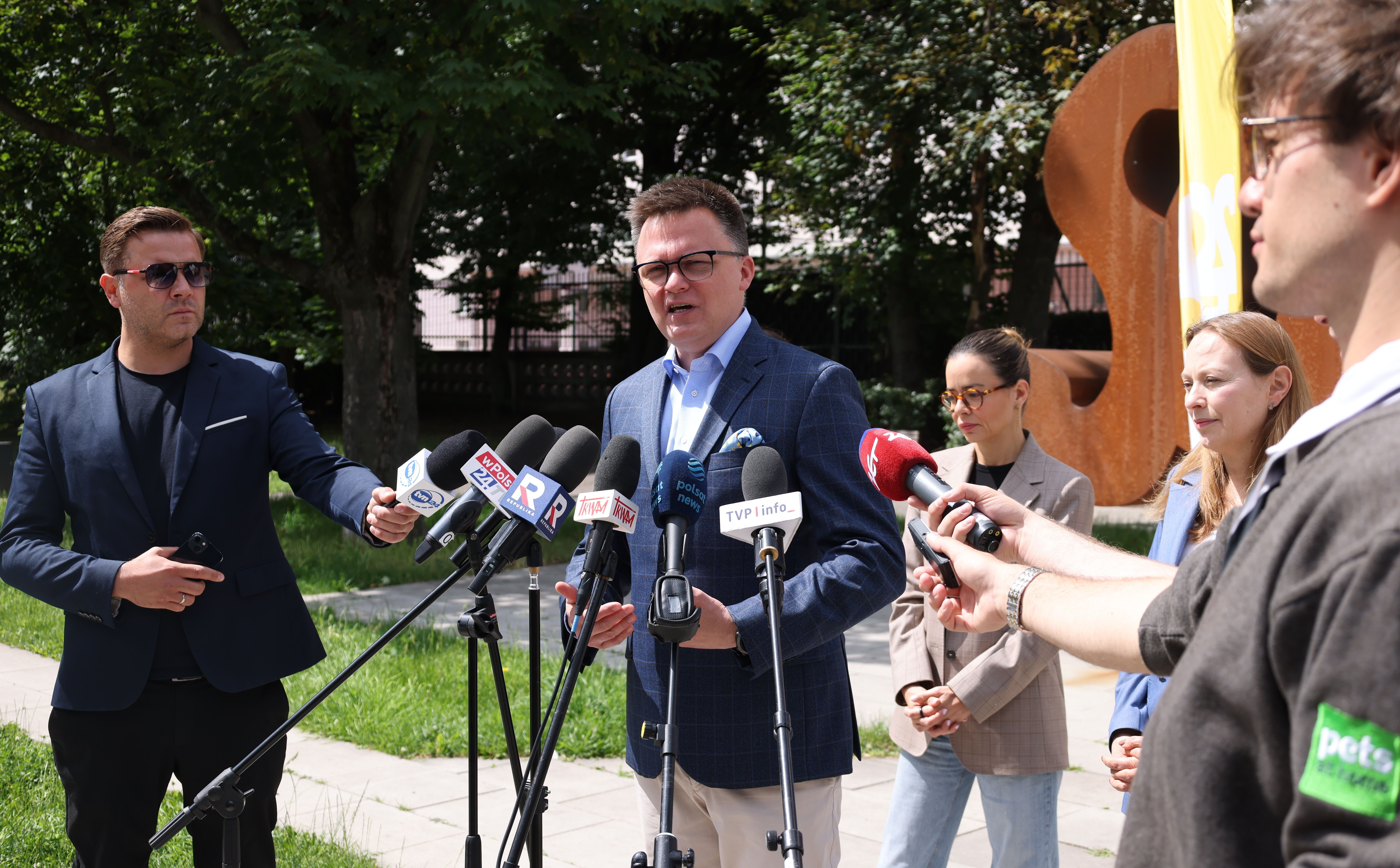 Szymon Hołownia o nowym początku Polski 2050. „Media publiczne stoją na głowie”
