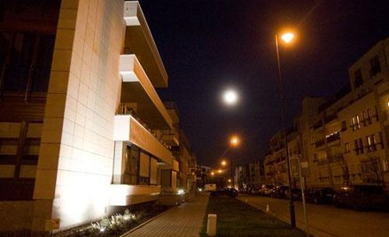 Cudzoziemcy więcej sprzedają, niż kupują