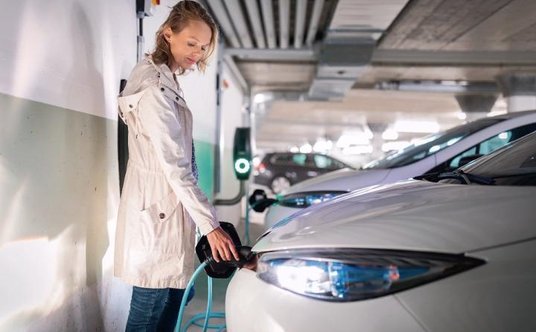 "samochód elektryczny cena"