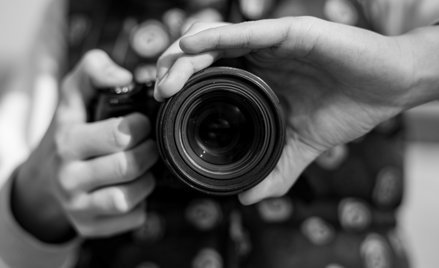 Archiwum Bauhausu naświetla twórczość fotografek, które działały na terenie kampusu – niezwykle wpły