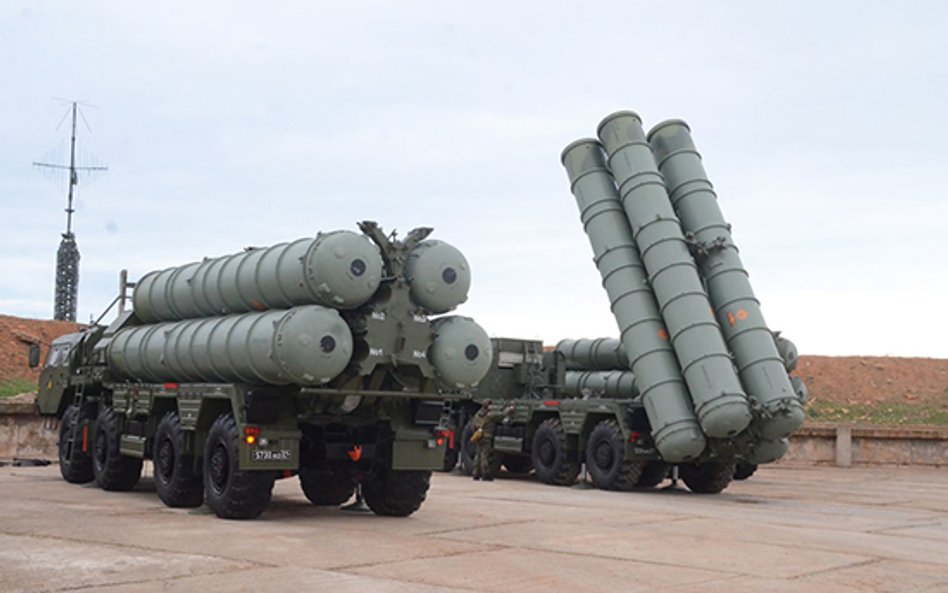 Wyrzutnie systemu S-400. Fot./mil.ru