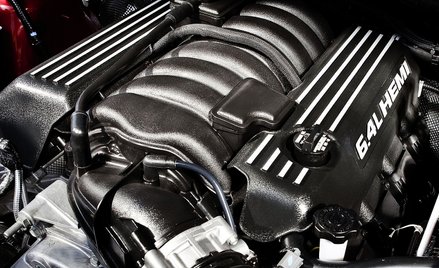 Amerykańskiej motoryzacji wystarczyła chwila żeby wrócić do modeli z silnikami V8