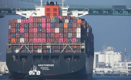 Donald Trump utrzymał karne cła na import z Chin towarów za 370 mld USD rocznie. To w rękach Waszyng