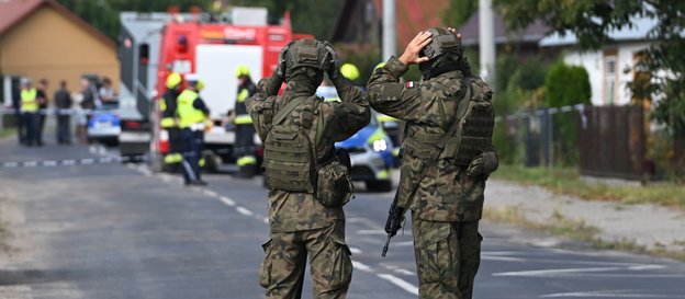 Służby na miejscu zdarzenia w miejscowości Wyryki, 10 września