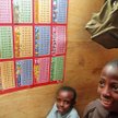 Dzieci w szkole w dzielnicy slumsów Mathare w kenijskim Nairobi prowadzonej m.in. dzięki pomocy pols