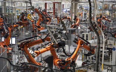 W polskim przemyśle pracuje ok. 17 tys. robotów. Głównie przenoszą towary i spawają