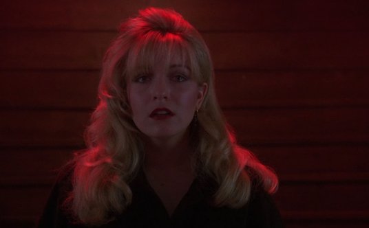 Twin Peaks: Ogniu krocz ze mną / Twin Peaks: Fire Walk with Me, reż. David Lynch, USA / Francja , 19