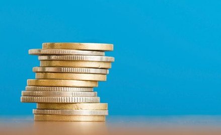 Erste Bank radzi swoim klientom, aby zamknęli długie pozycje na złotym i zrealizowali zyski wynikają